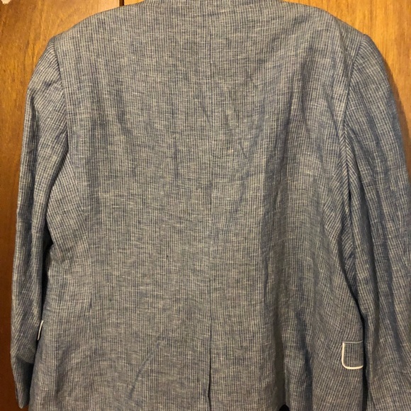 Linen Blazer - Picture 2 of 4